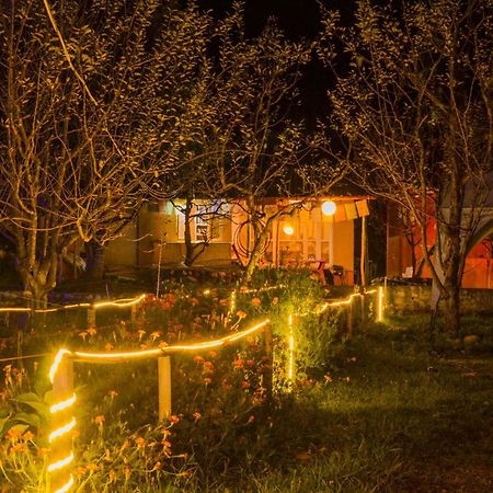 Himtrek Riverside Camps & Hostel Manali 외부 사진