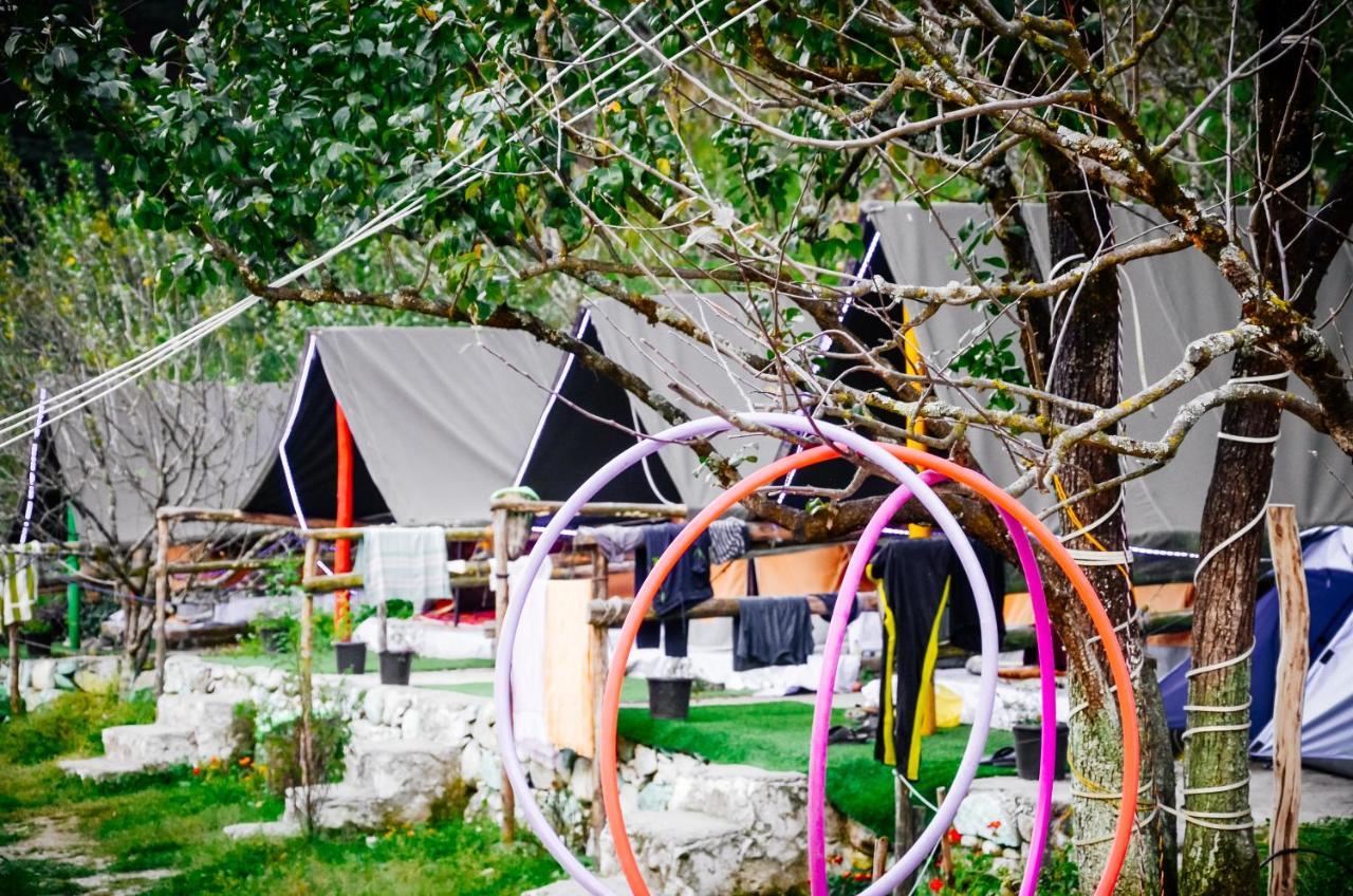 Himtrek Riverside Camps & Hostel Manali 외부 사진